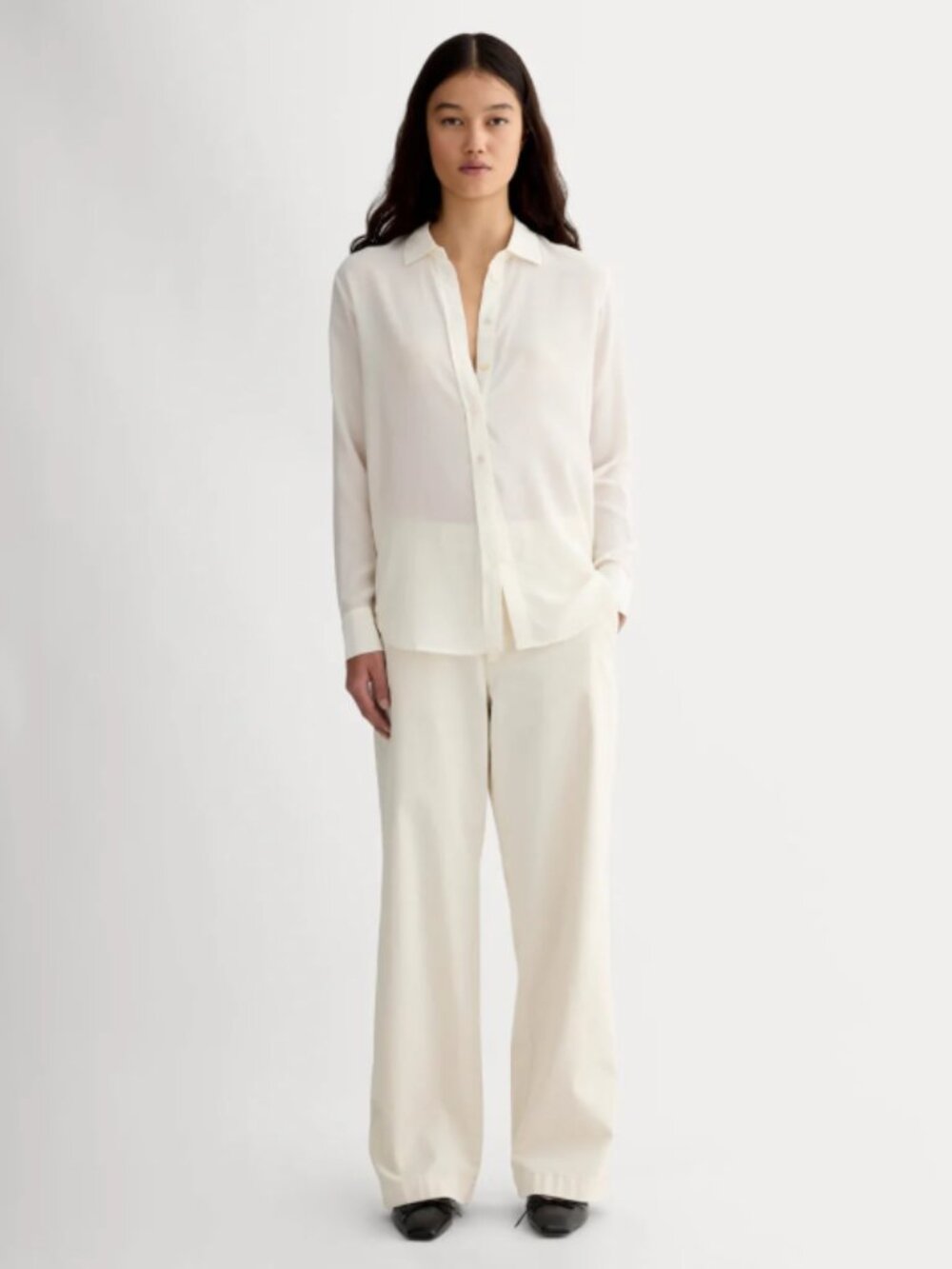 Everlane Washable Silk Button-down Shirt (size 0)(white)